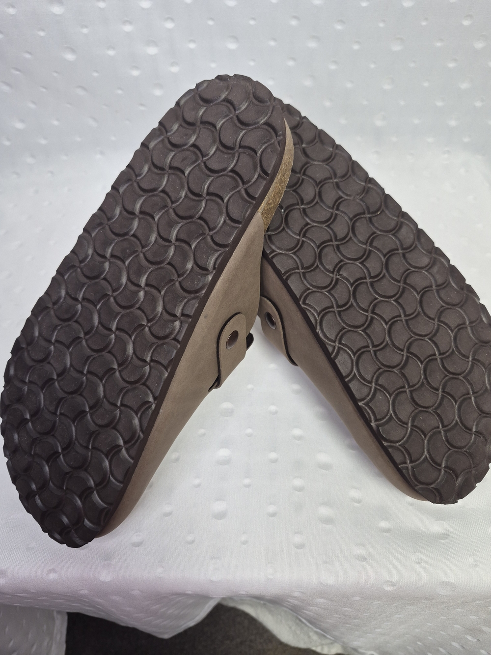 *BRAND NEW* CUSHIONAIRE Hana Womens Clogs - Picture 11 of 13